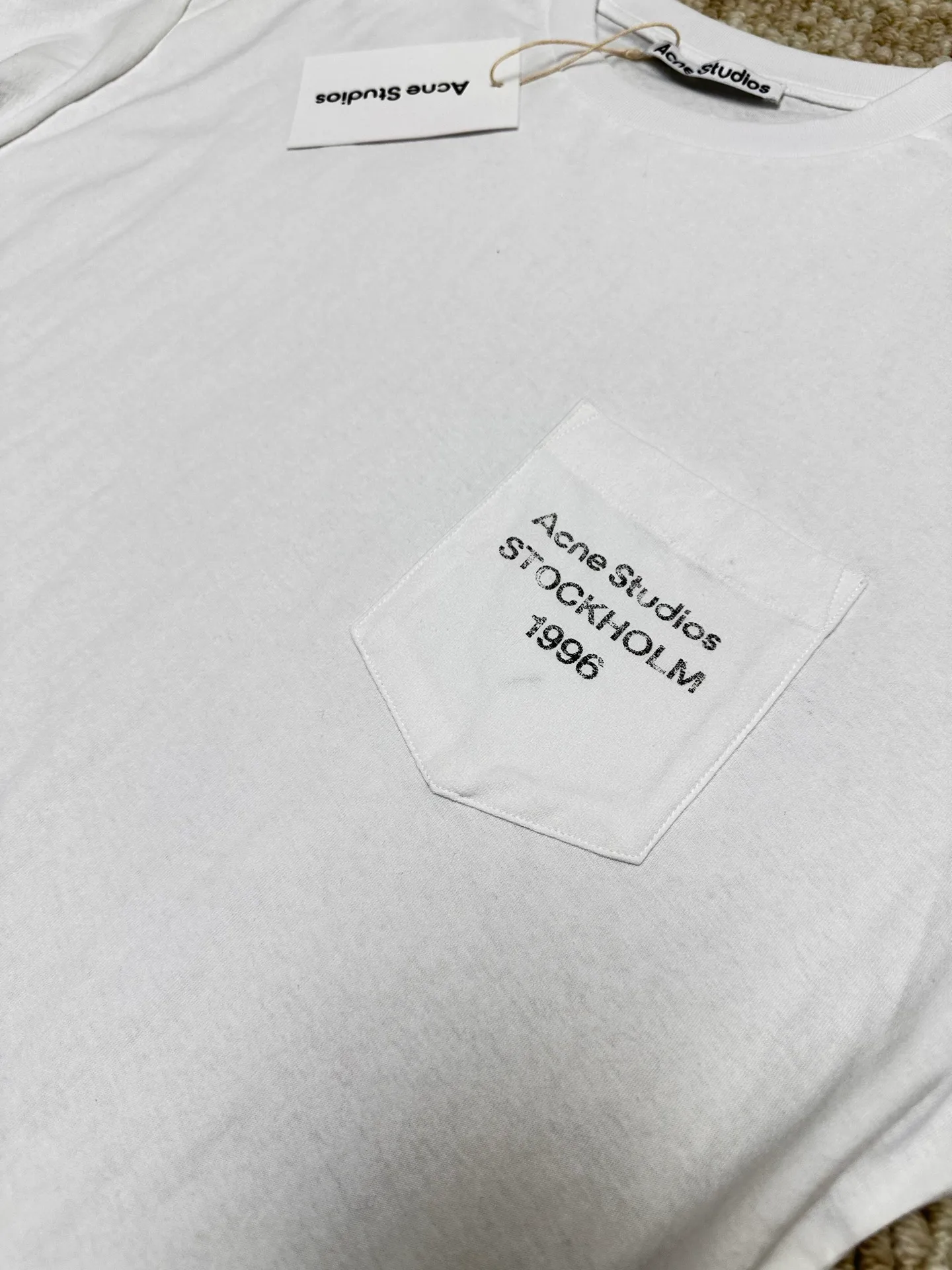 Acne Series Classic letter print round neck pullover short-sleeved T-shirt for men and women Same Style Sizes: S.M.L